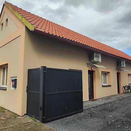 Apartmány Opolany Apartamento *