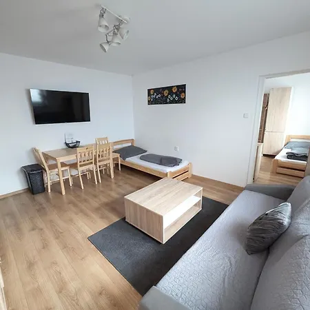 Apartmany Opolany *
